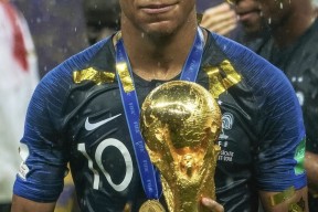 华体会下载-包含利物浦轻取波尔图，姆巴佩扑点救主欧联杯的词条