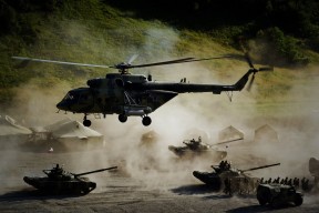 华体会体育-蓝武士的加冕之夜，2026世界杯B组焦点战，日本横扫巴西，费利克斯的孤独神话