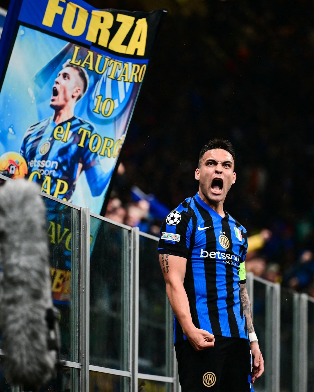 华体会登陆-本菲卡险胜AC米兰，德布劳内扑点救主世界杯的简单介绍  第2张